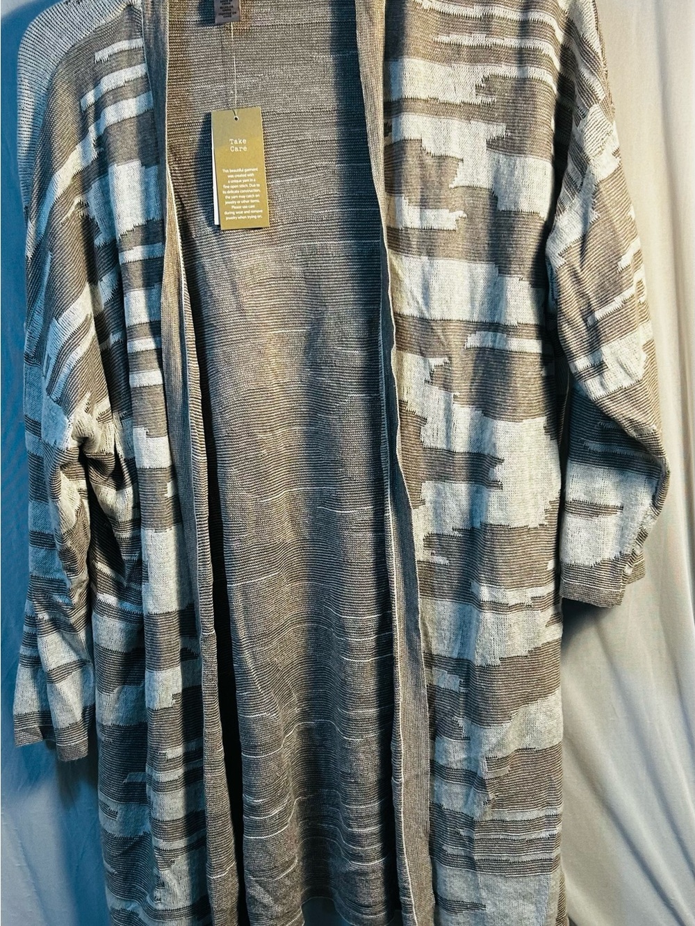 Chico's Beige & Cream Abstract Stripe Cardigan